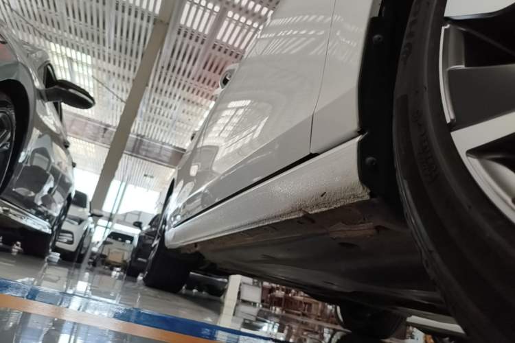 Used Volkswagen Golf 2021 280TSI DSG Pro Right Side Sill