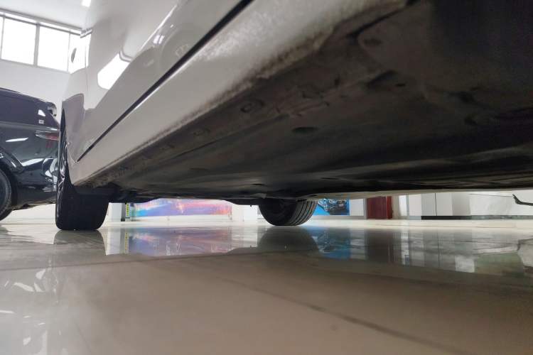 Used Volkswagen Golf 2021 280TSI DSG Pro Right Side Sill