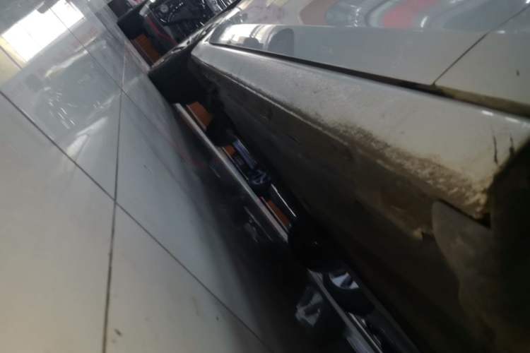 Used Volkswagen Golf 2021 200TSI DSG Pro Right Side Sill
