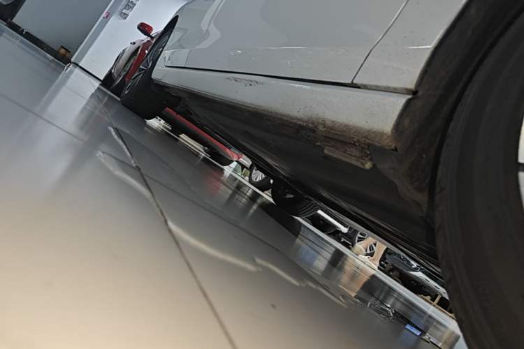 Used Volkswagen Golf 2021 280TSI DSG Pro Right Side Sill
