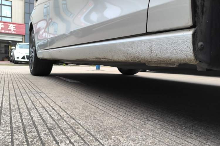 Used Volkswagen Golf 2021 280TSI DSG Pro Right Side Sill