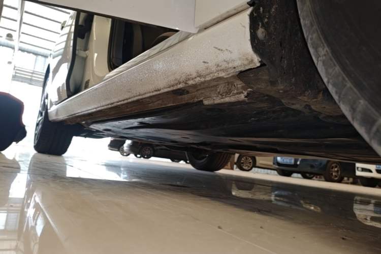 Used Volkswagen Golf 2021 280TSI DSG Pro Right Side Sill