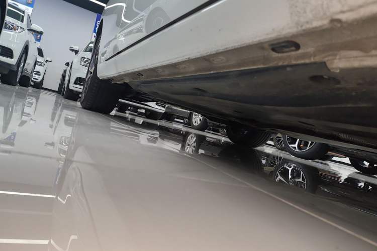 Used Volkswagen Golf 2021 280TSI DSG Pro Right Side Sill