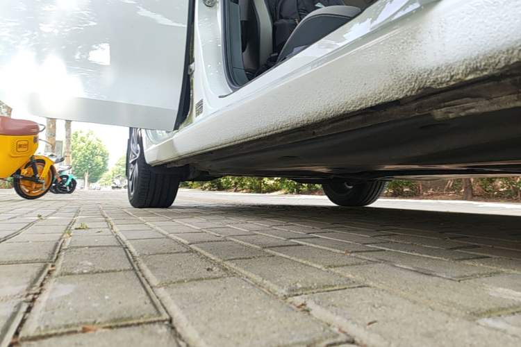 Used Volkswagen Golf 2021 280TSI DSG Pro Right Side Sill
