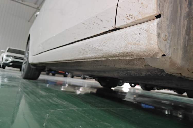 Used Volkswagen Golf 2021 280TSI DSG Pro Right Side Sill