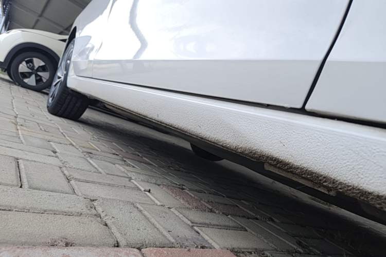 Used Volkswagen Golf 2021 280TSI DSG Pro Right Side Sill