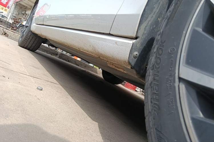 Used Volkswagen Golf 2021 280TSI DSG Pro Right Side Sill