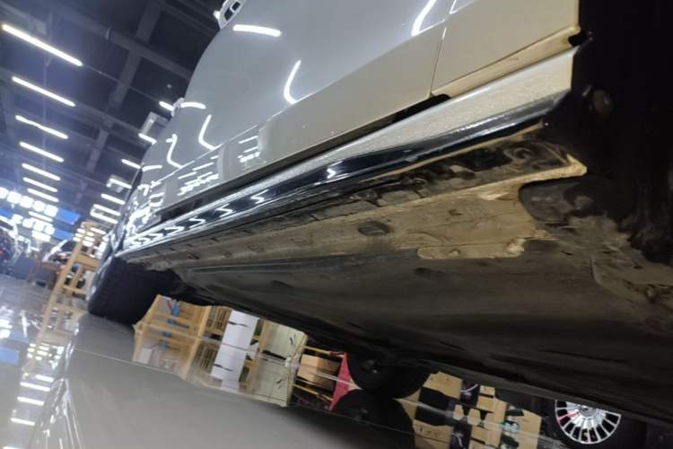 Used Volkswagen Golf 2021 280TSI DSG R-Line Right Side Sill