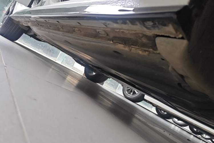 Used Volkswagen Golf 2021 280TSI DSG Pro First Edition Right Side Sill