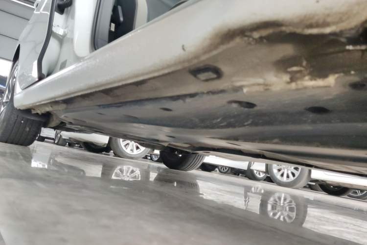 Used Volkswagen Golf 2021 280TSI DSG Pro Right Side Sill