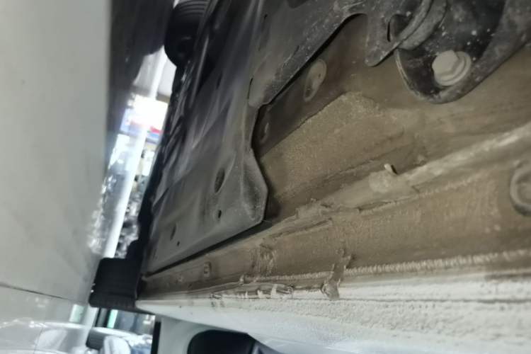 Used Volkswagen Golf 2021 200TSI DSG Right Side Sill