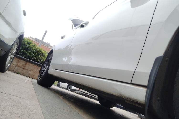 Used Volkswagen Golf 2021 280TSI DSG Pro Right Side Sill