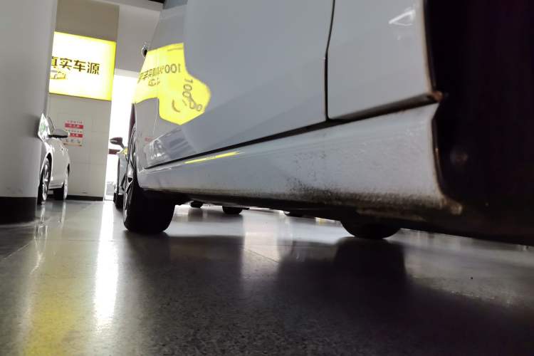 Used Volkswagen Golf 2021 280TSI DSG Pro Right Side Sill