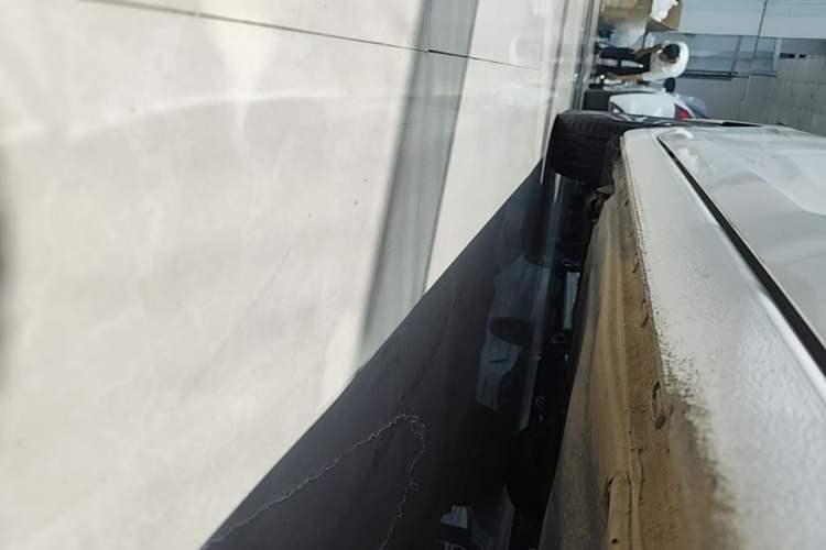 Used Volkswagen Golf 2021 200TSI DSG Pro Right Side Sill