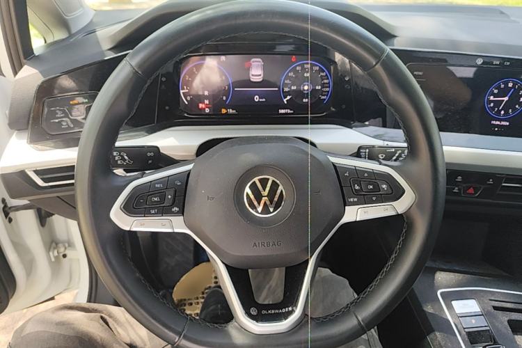 Used Volkswagen Golf 2021 200TSI DSG Pro Steering Wheel