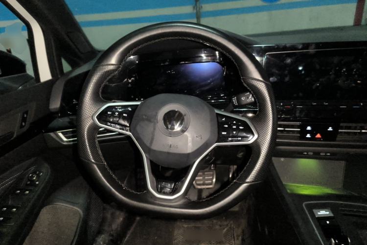 Used Volkswagen Golf 2021 280TSI DSG R-Line Steering Wheel