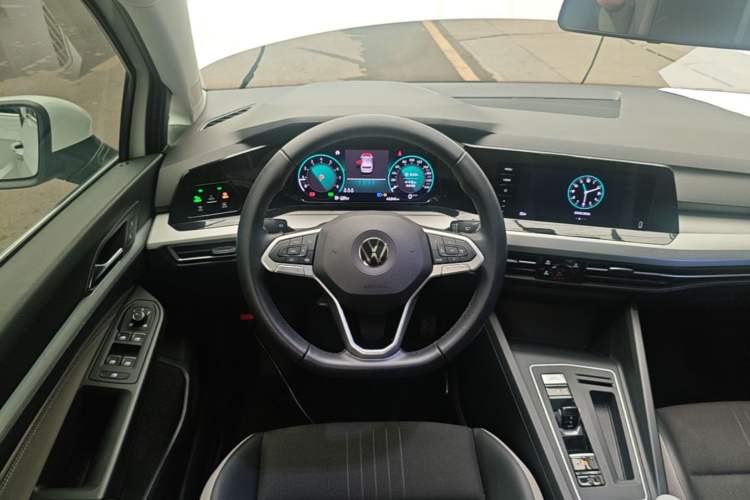 Used Volkswagen Golf 2021 280TSI DSG Pro Steering Wheel