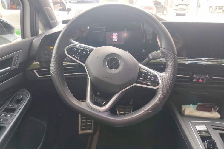 Used Volkswagen Golf 2021 280TSI DSG R-Line Steering Wheel