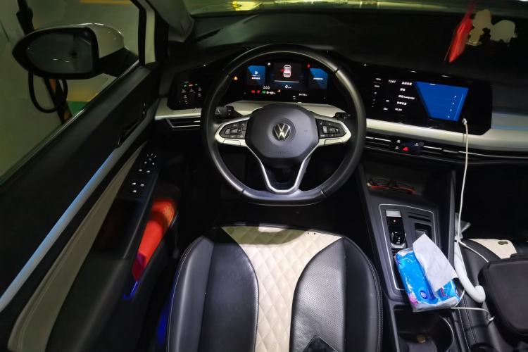 Used Volkswagen Golf 2021 280TSI DSG Pro First Edition Steering Wheel