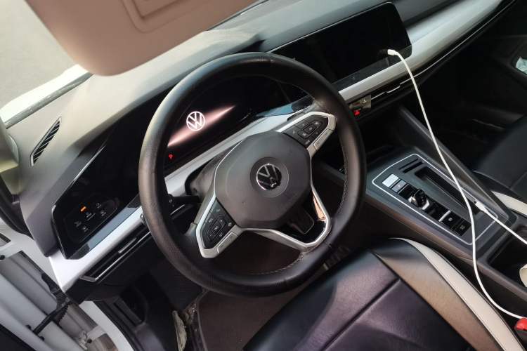 Used Volkswagen Golf 2021 280TSI DSG Pro Steering Wheel