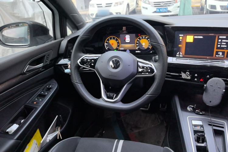 Used Volkswagen Golf 2021 280TSI DSG R-Line Steering Wheel
