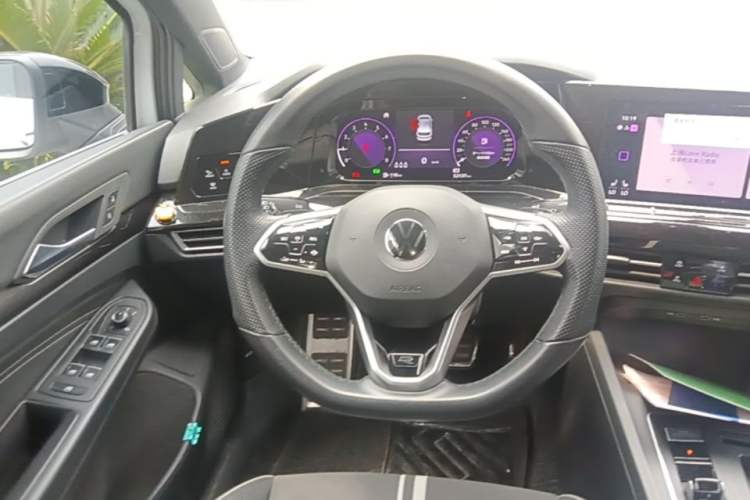 Used Volkswagen Golf 2021 280TSI DSG R-Line Steering Wheel
