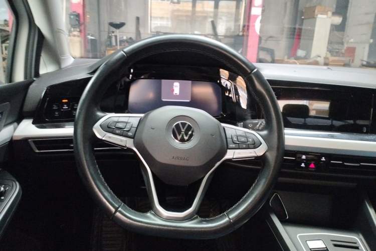Used Volkswagen Golf 2021 280TSI DSG 30th Anniversary Edition Steering Wheel