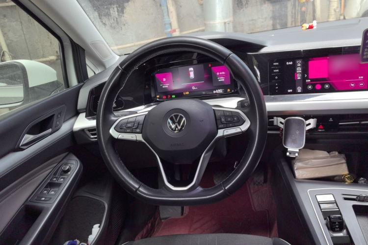 Used Volkswagen Golf 2021 200TSI DSG Pro Steering Wheel