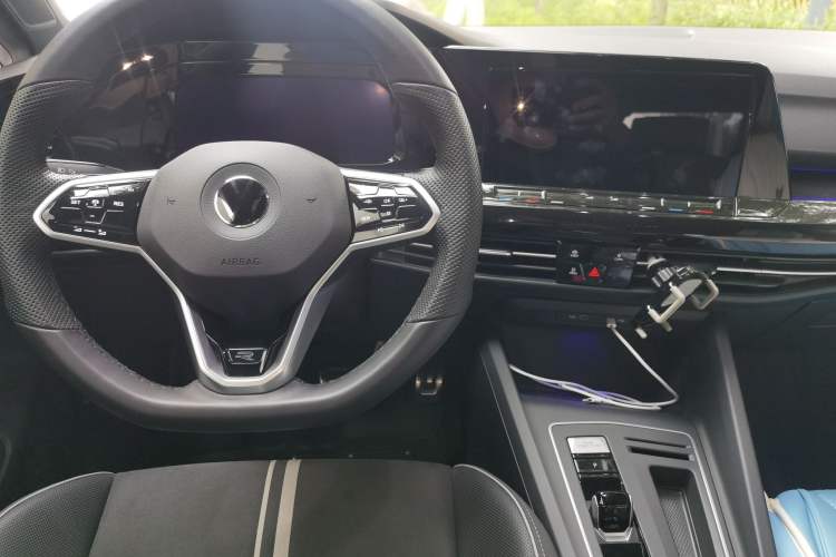 Used Volkswagen Golf 2021 280TSI DSG R-Line Steering Wheel
