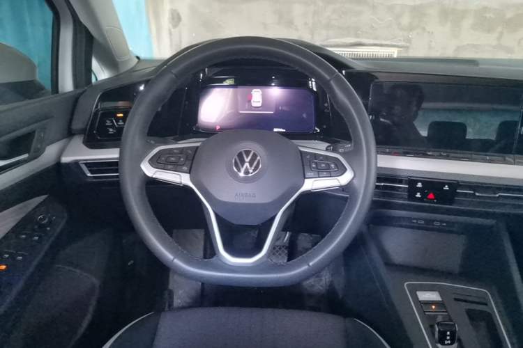 Used Volkswagen Golf 2021 280TSI DSG Pro Steering Wheel