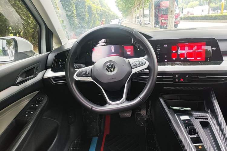Used Volkswagen Golf 2021 280TSI DSG Pro Steering Wheel