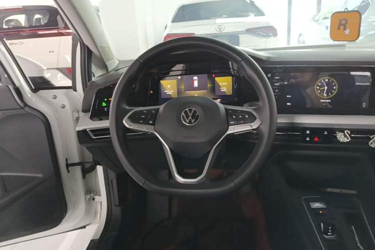 Used Volkswagen Golf 2021 280TSI DSG Pro First Edition Steering Wheel