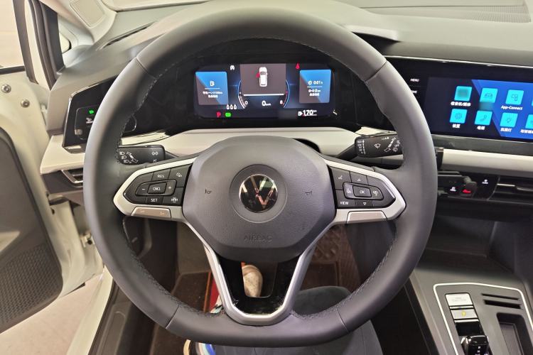 Used Volkswagen Golf 2021 280TSI DSG Pro Steering Wheel