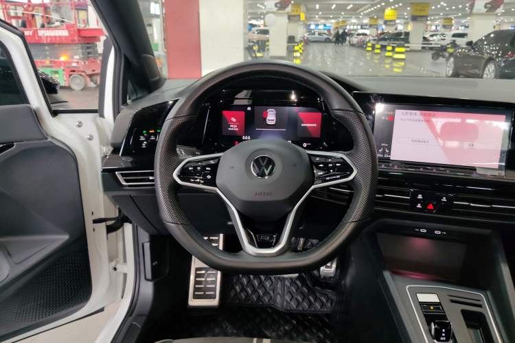 Used Volkswagen Golf 2021 280TSI DSG R-Line Steering Wheel