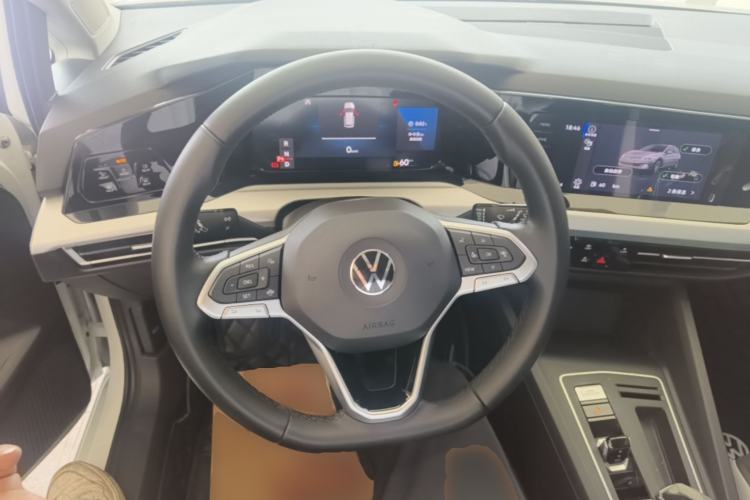 Used Volkswagen Golf 2021 280TSI DSG Pro Steering Wheel