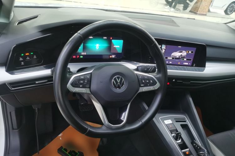 Used Volkswagen Golf 2021 280TSI DSG Pro First Edition Steering Wheel