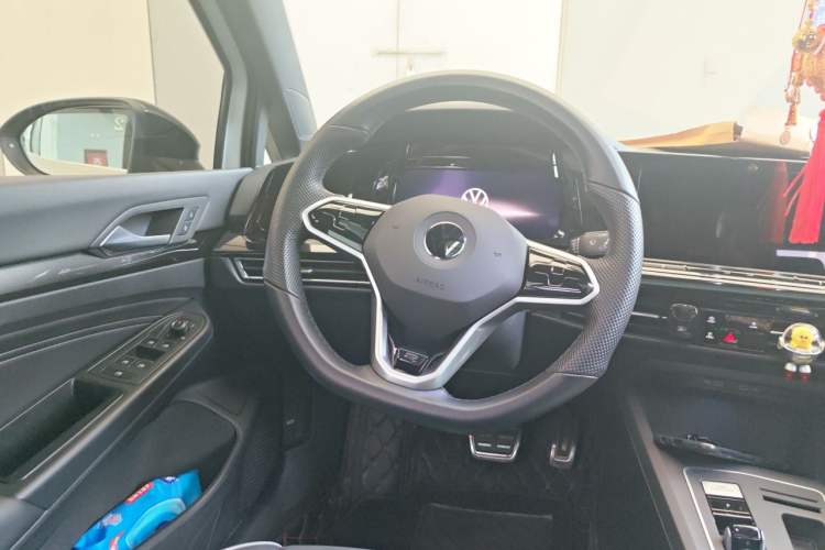 Used Volkswagen Golf 2021 280TSI DSG 30th Anniversary Edition Steering Wheel