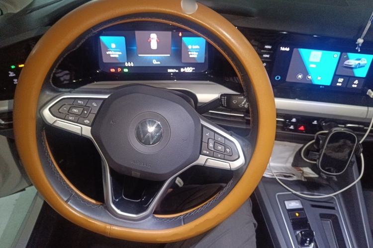 Used Volkswagen Golf 2021 280TSI DSG 30th Anniversary Edition Steering Wheel