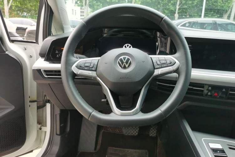 Used Volkswagen Golf 2021 280TSI DSG Pro Steering Wheel