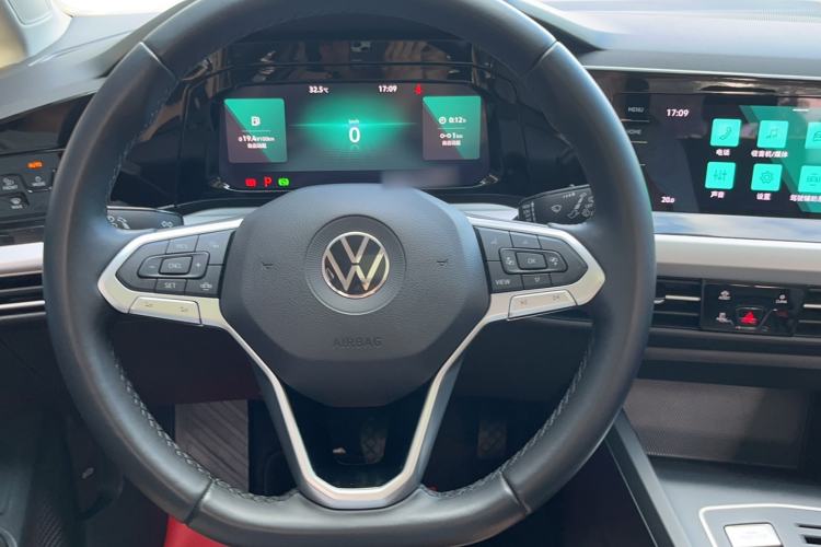 Used Volkswagen Golf 2021 280TSI DSG Pro Steering Wheel