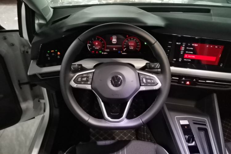 Used Volkswagen Golf 2021 280TSI DSG Pro Steering Wheel