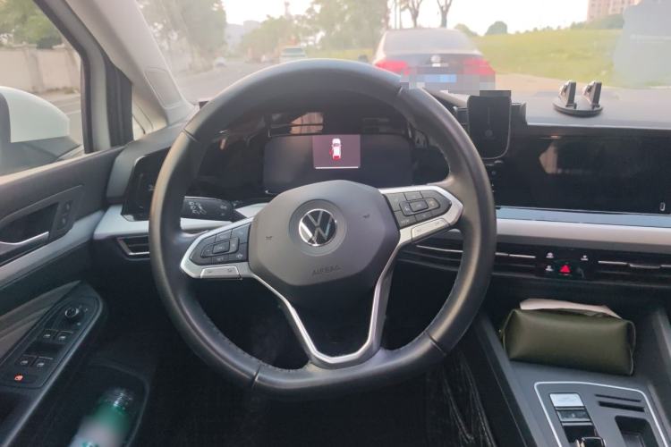 Used Volkswagen Golf 2021 280TSI DSG Pro Steering Wheel