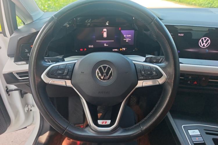 Used Volkswagen Golf 2021 280TSI DSG Pro Steering Wheel