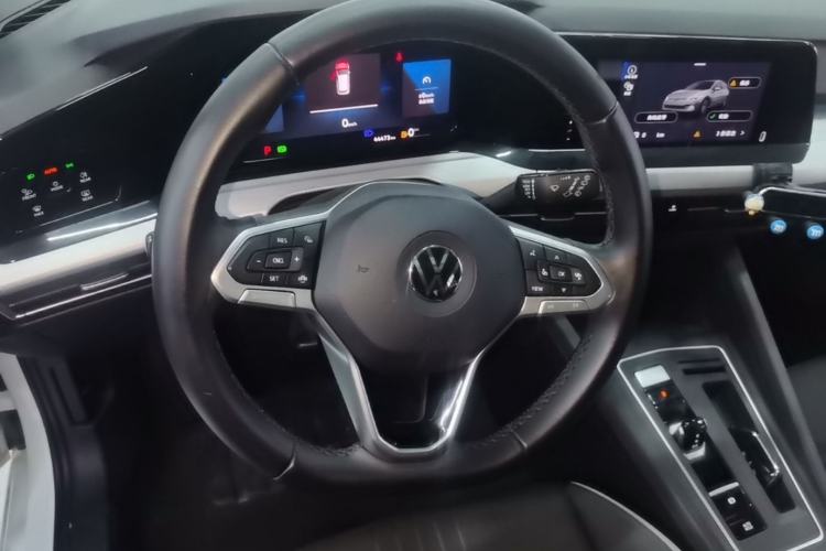 Used Volkswagen Golf 2021 200TSI DSG Pro Steering Wheel