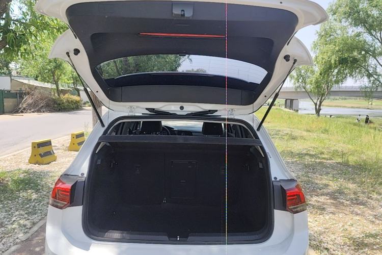 Used Volkswagen Golf 2021 200TSI DSG Pro Trunk