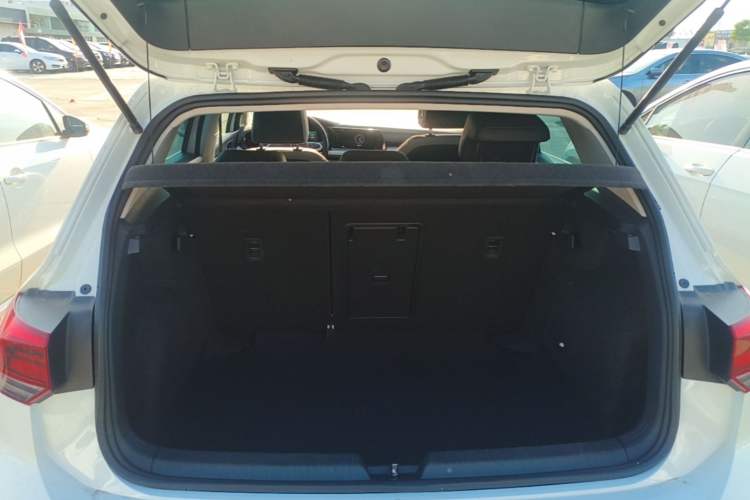 Used Volkswagen Golf 2021 280TSI DSG Pro Trunk