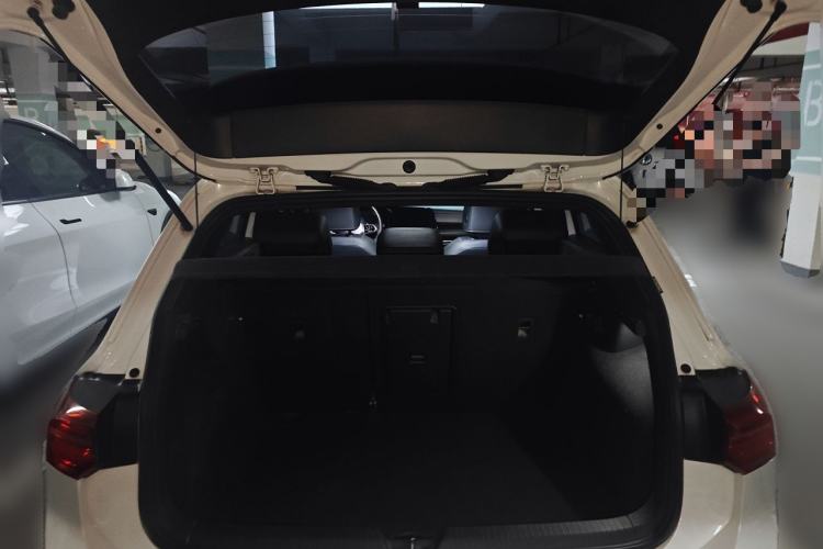 Used Volkswagen Golf 2021 280TSI DSG R-Line Trunk