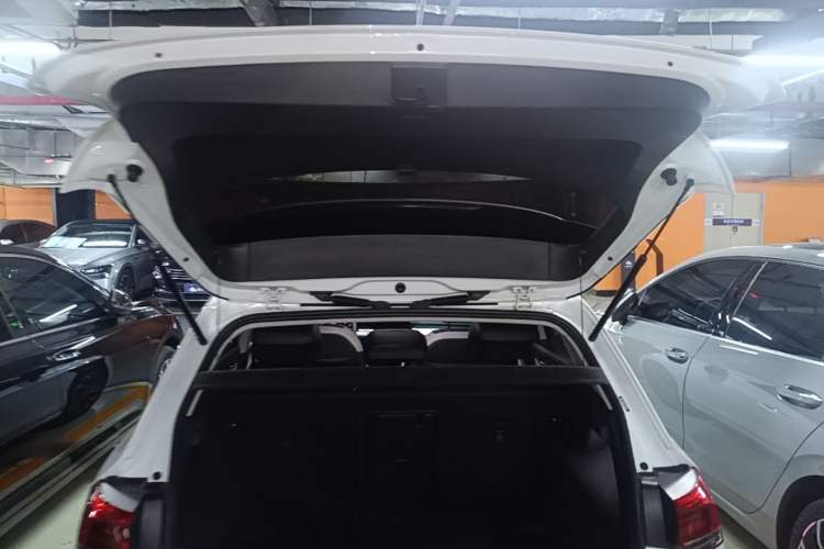 Used Volkswagen Golf 2021 280TSI DSG Pro Trunk
