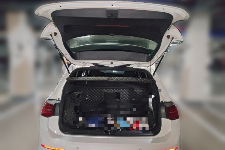 Used Volkswagen Golf 2021 280TSI DSG R-Line Trunk