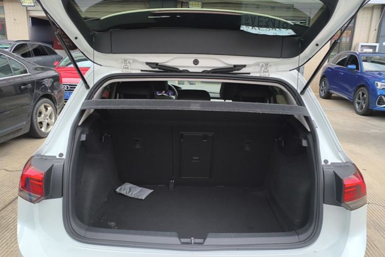 Used Volkswagen Golf 2021 280TSI DSG Pro Trunk